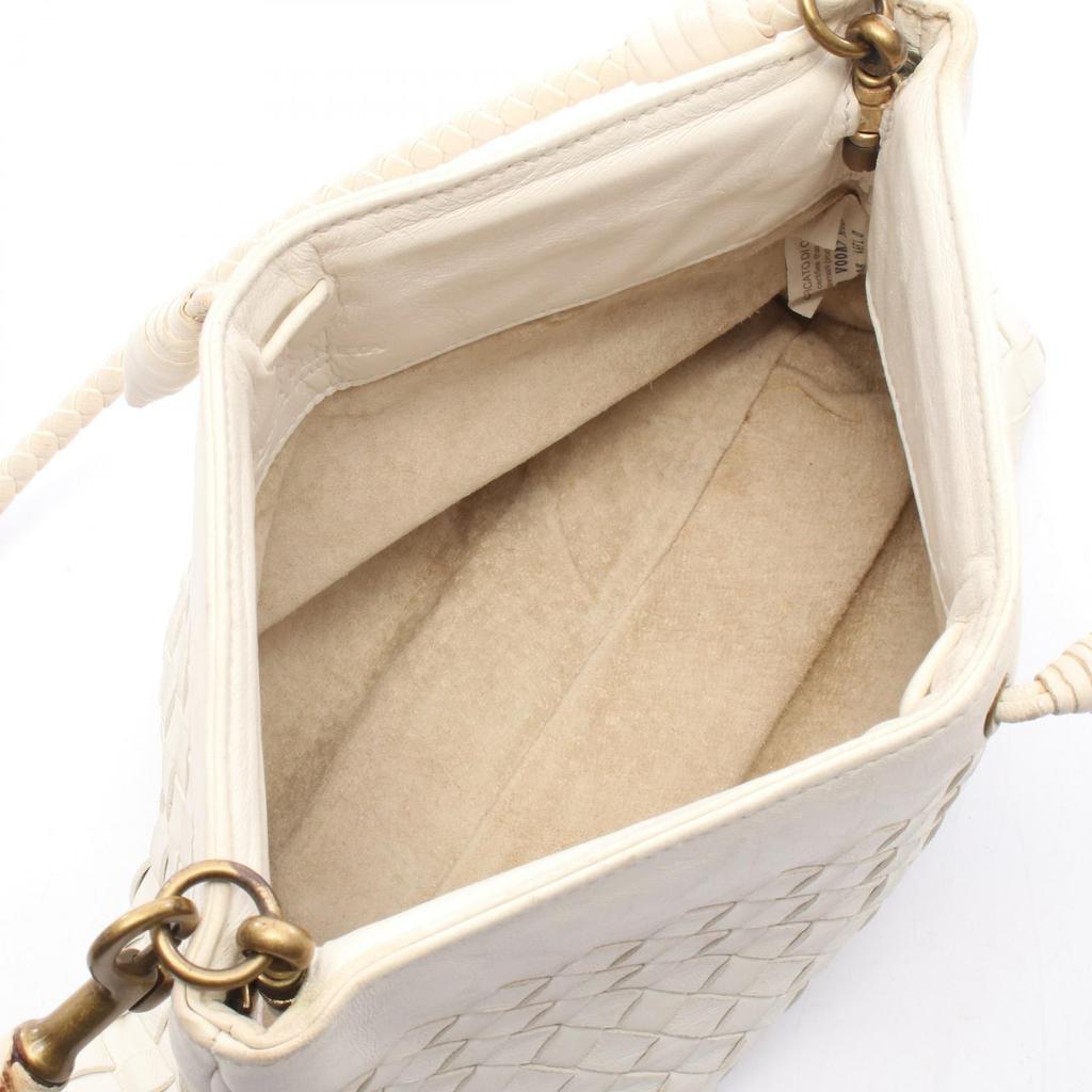 Used BOTTEGA VENETA Intrecciato Shoulder Bag 120773 leather White Used Women