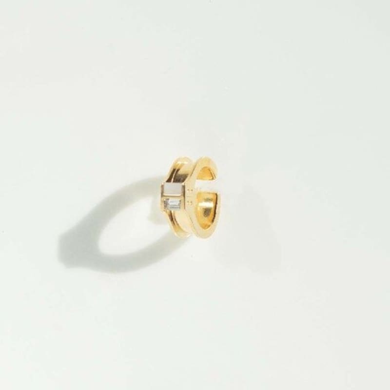 LINKY LABORATORY náušnice na ucho s H profilem