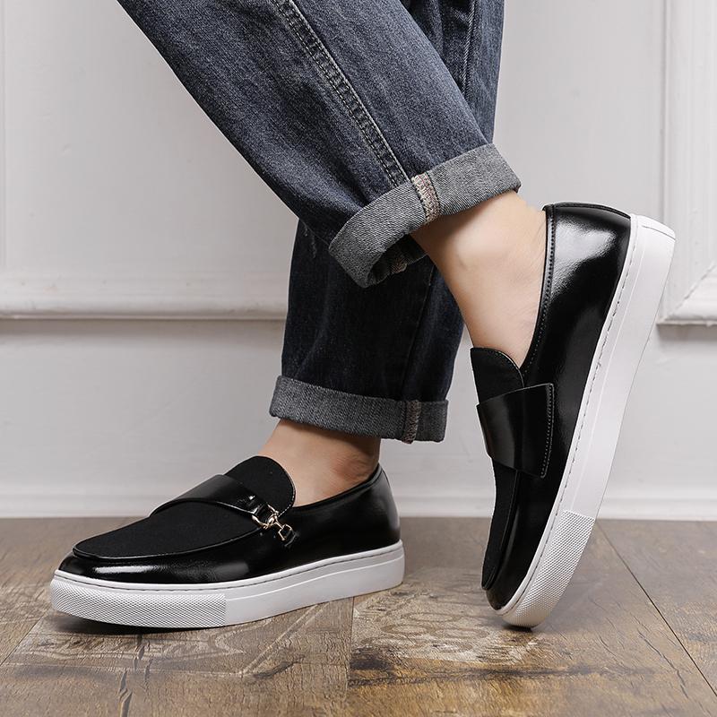 Casual men's loafers Fashionable and comfortable design Daily office driving outdoor leisure party Trendy men's board shoes