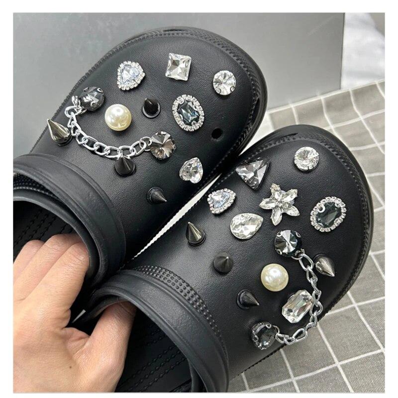 

Очарование для обуви, булавки «сделай сам», жемчужная заклепка, бриллиантовая цепочка, украшение, пряжка для обуви с отверстиями, набор подвесок, аксессуары, подарок для детей для мальчиков и девочек