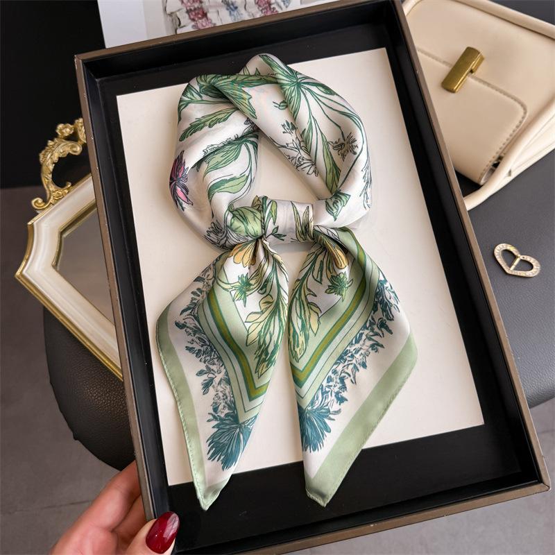 New Fashion Luxury 70Cm Square Women Silk Scarf Floral Print Designer Scarves Shawl Bandana Hijab Neckerchief