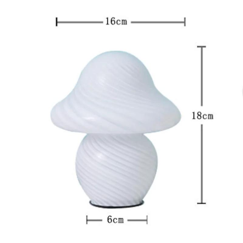 Mushroom LED Table Lamp American Medieval Mushroom Lamp Vintage Striped Glass Table Lamp Retro Bedside Bedroom Atmosphere Light