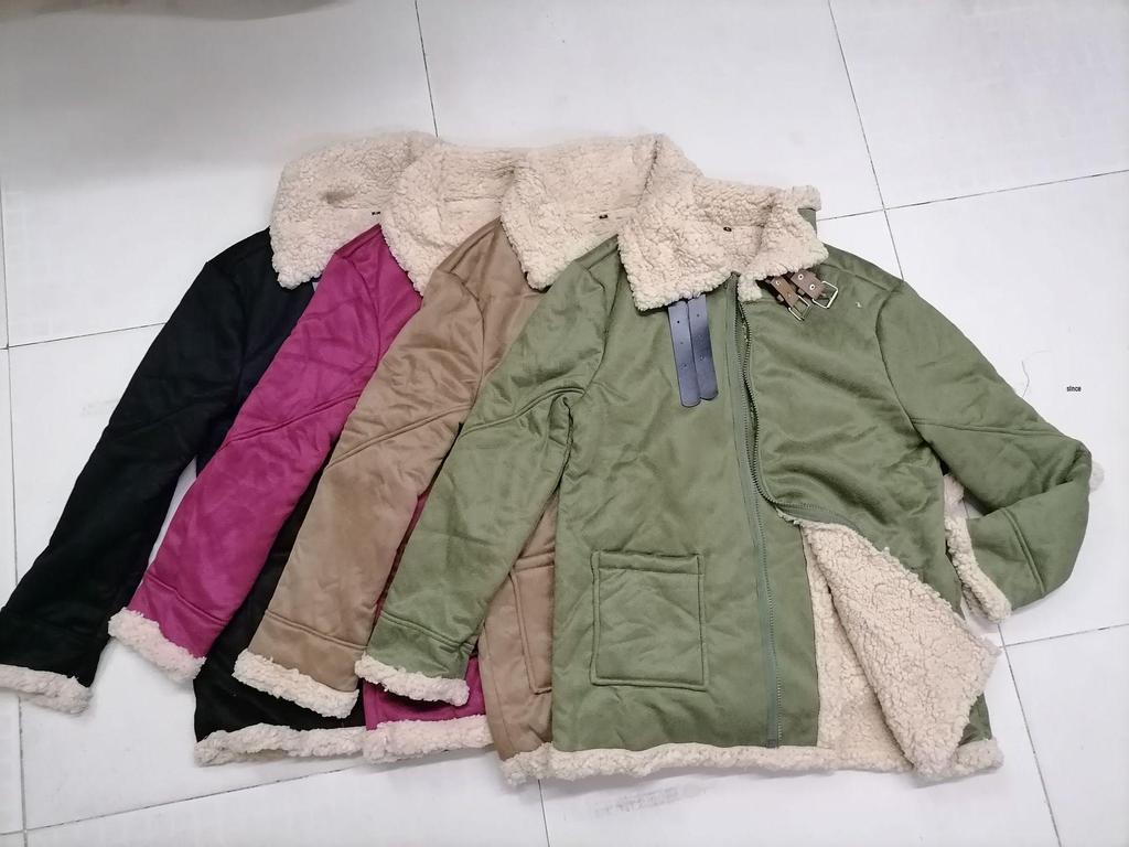 Men's Faux Leather Velvet Jacket: European Winter Warmth, Thick Lapel, Color Block, 6 Colors, 7 Sizes.