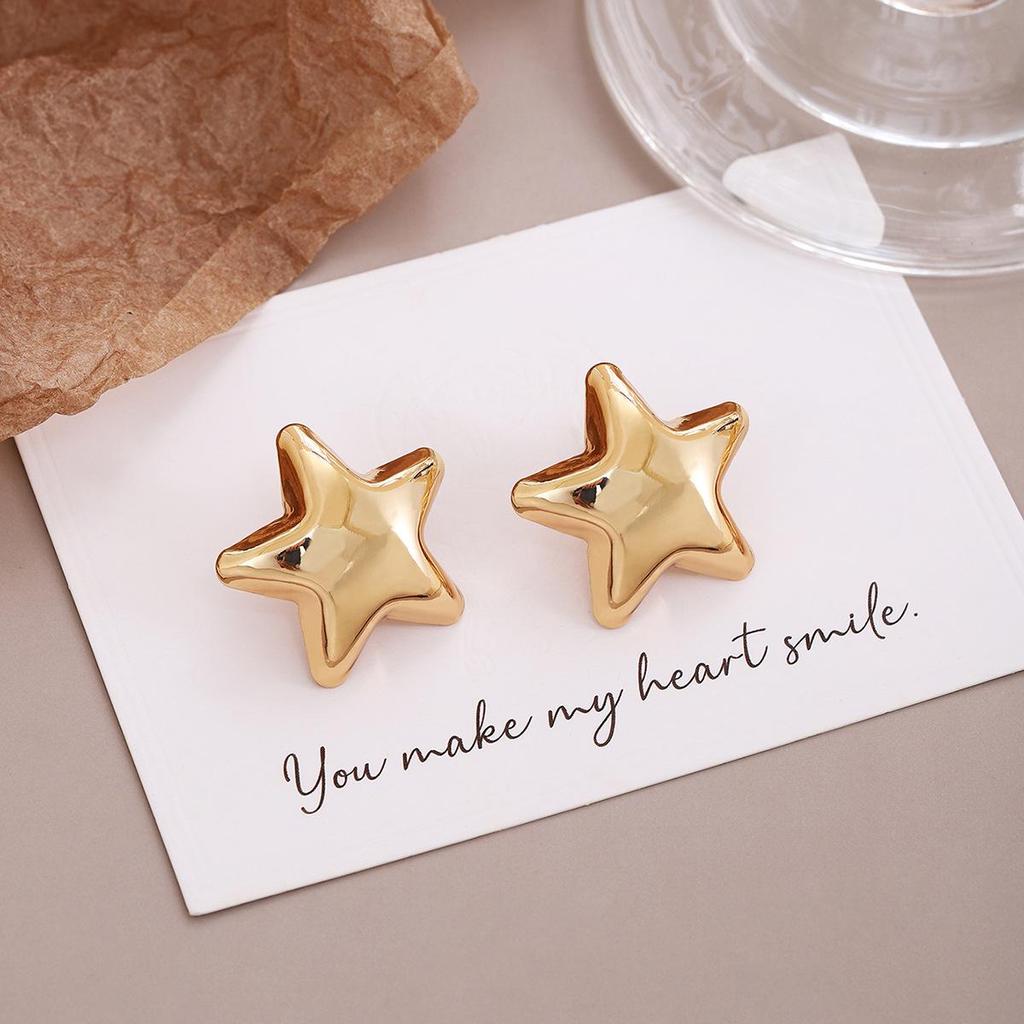European Inspired Luxury Metal Style 3D Star Stud Earrings: Shiny and Fashionable Statement Piece