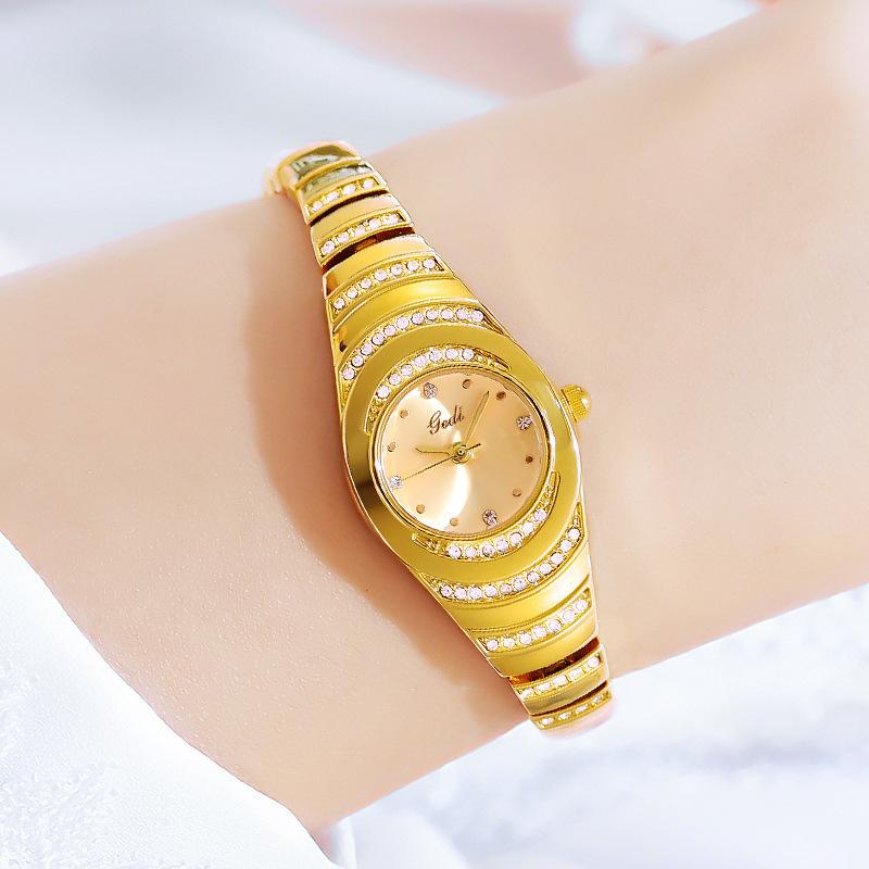 Women S Bracelet Watch Medieval Niche High-End Diamond-Encrusted Quartz Watch Women S High-Value Waterproof Watch