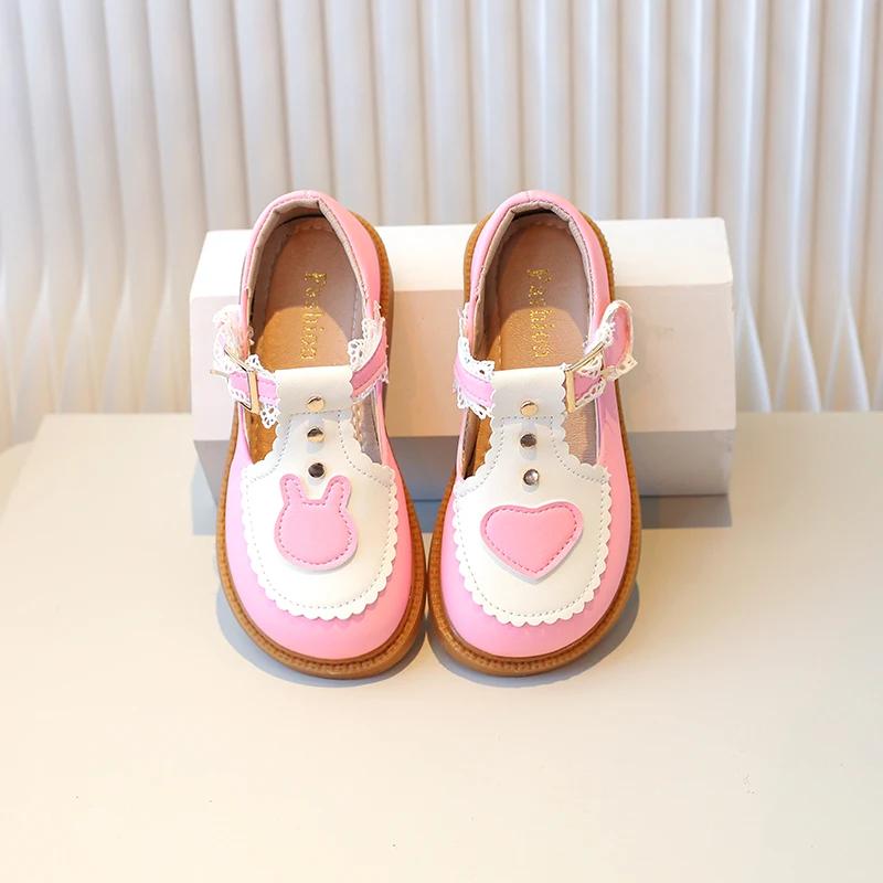 Kinder Lederschuhe für Mädchen T-Riemen Niedlich Mode Prinzessin mit Herz Weiche Süße Kinder Ballerinas für Hochzeitsfeier 2024 Frühling Herbst
