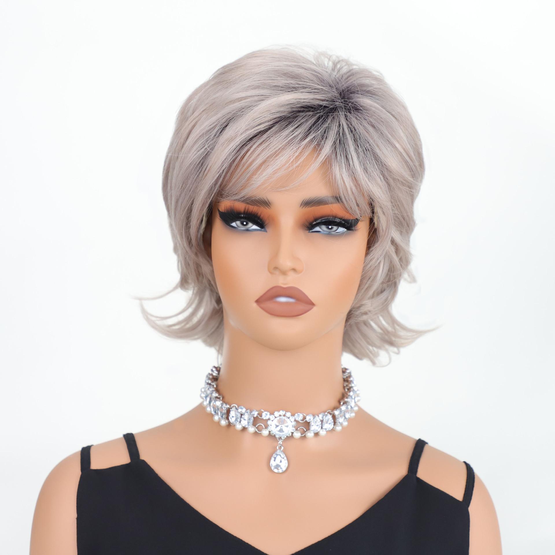 

Synthetic Short Wigs With Bangs Lady Gray Wig With Dark Roots Women Layered Hair for Daily Cosplay Heat Resistant Fibre
