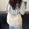 Casual Nylon Dumpling Aped Crossbody Bag Women's Large Capaci Oulder Bag Autumn Season Zipper Closure Faionable Handbags