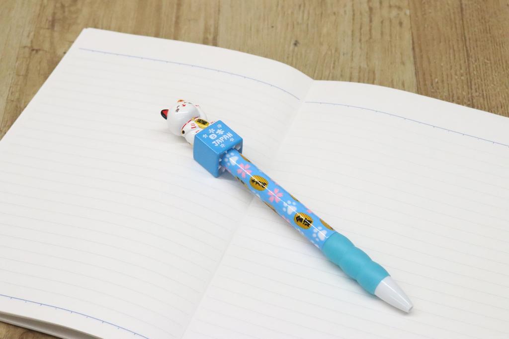Castle Enterprise Ballpoint a Great Japanese Souvenir for Foreigners Knock-Style Maneki-neko Pens, 36-Piece Set,