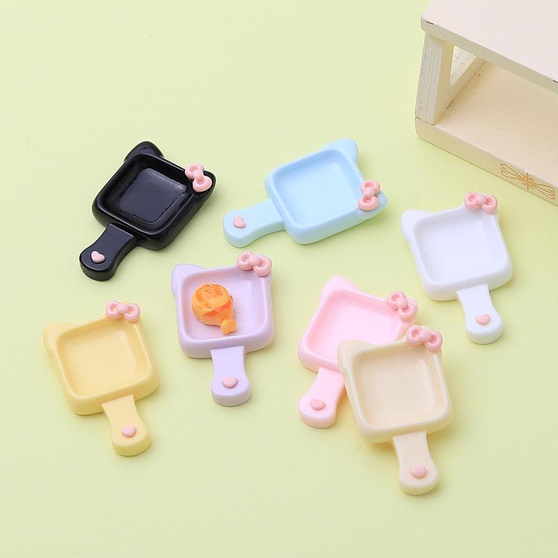 Kitten Cartoon Square Plate DIY Jewelry & Hair Clip Accessories Kit with Resin Glue