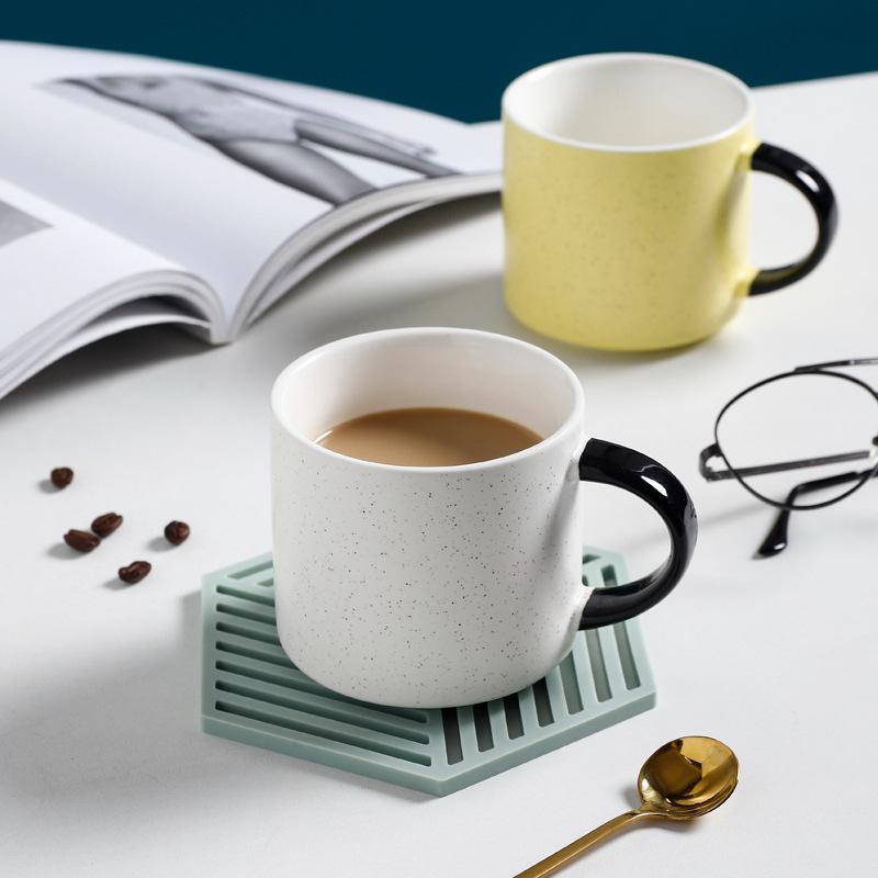Simple Sesame Point Contrasting Mug High looking Couples Cups  Ceramic Cups Personalized Creative Coffee Cups