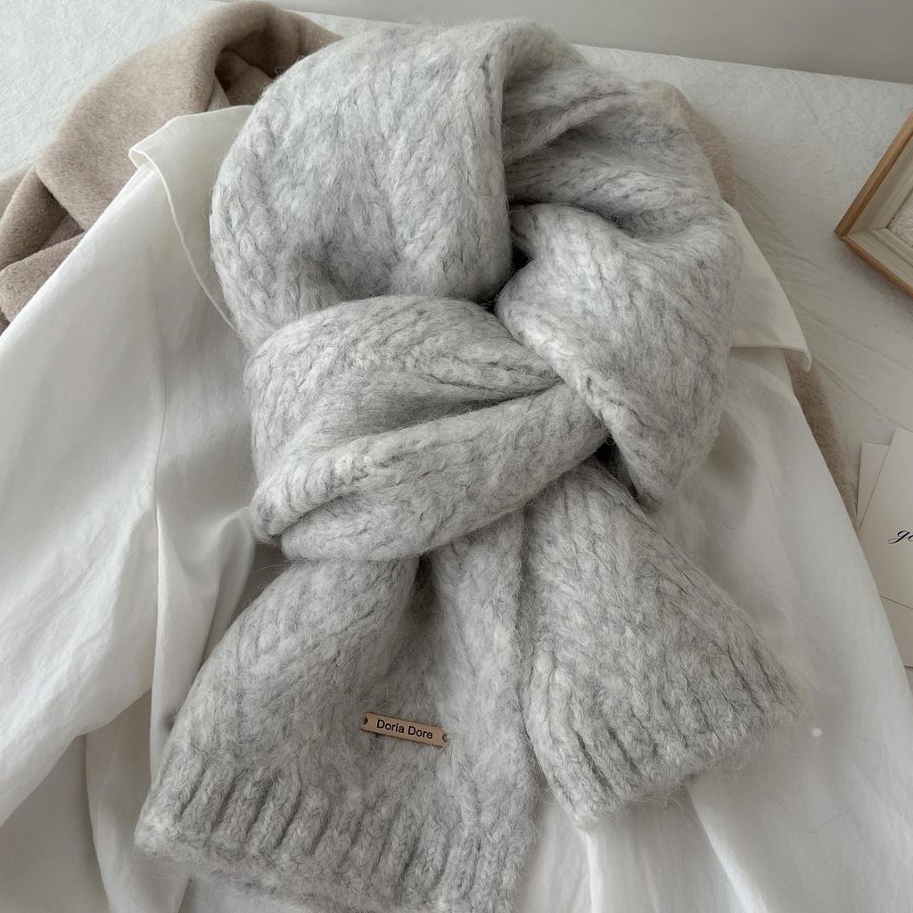 Women's Winter Wool-Blend Knitted Scarf - High-End Alpaca Neck Warmer for Couples