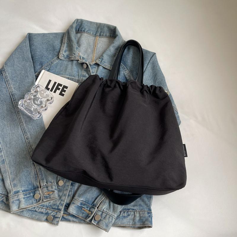 Большая вместительная сумка-ведро с завязками на шнурке женская сумка через плечо сумка — фото 14