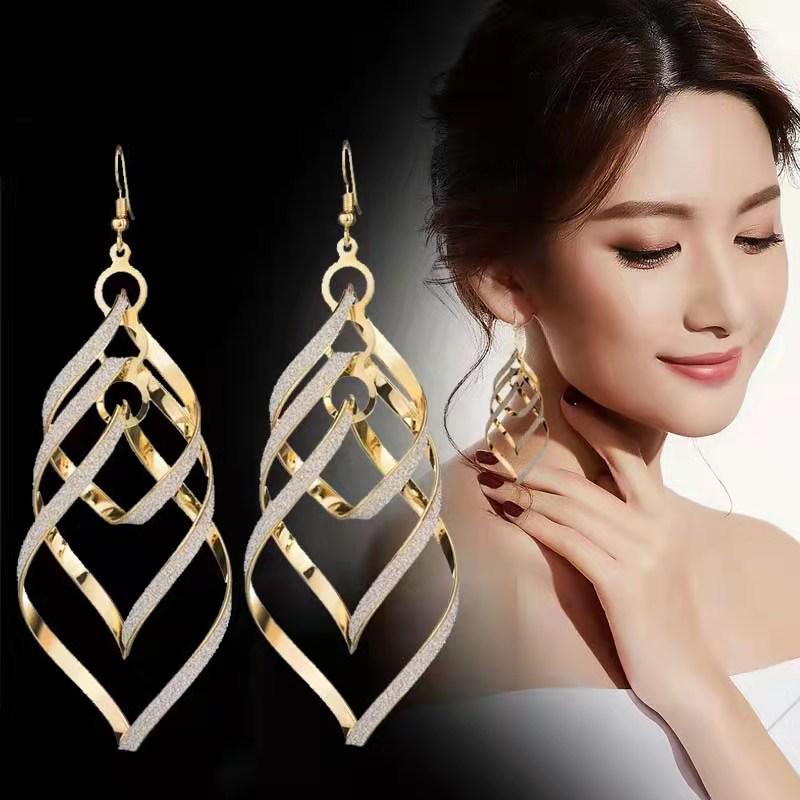 Boucles d'oreilles spirales givrées multicouches Distant Love pour femmes - Accessoires pendentifs longs à la mode