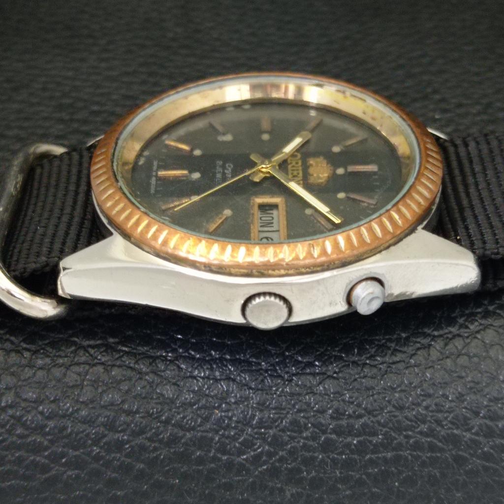 AUTOMATIC 46943 VINTAGE ORIENT CRYSTAL JAPAN MENS ORIGINAL DIAL WATCH A701888-5 R207-a701888