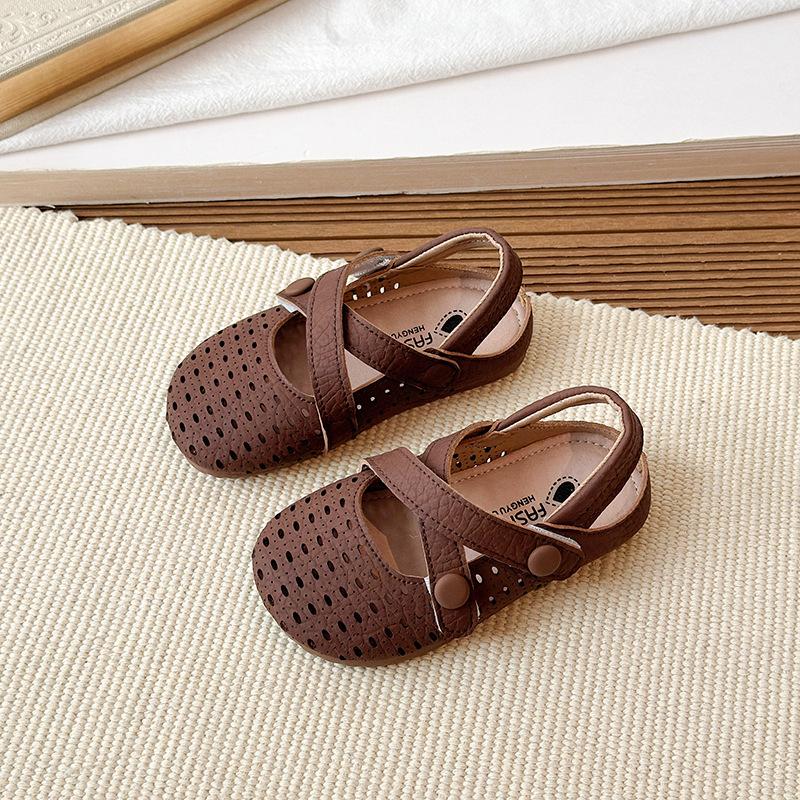 

Girls Hollowed-out Sandals - New Soft-Topped Stylish All-Purpose Beach Shoes 26 коричневий