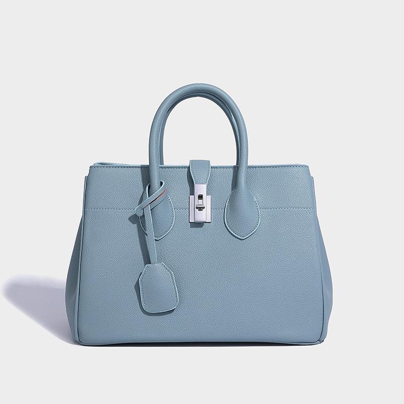 2024 Fall/Winter New Niche Handbag Fashionable Silver Lock Large Capacity High-End Single Shoulder Crossbody Tote Bag