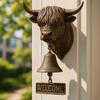 Highland Cow Head Doorbell with Welcome Sign Rustic Wall Mounted Resin Cow Hanging Bell Decor for Farmhouse Porch Entryway Kitchen