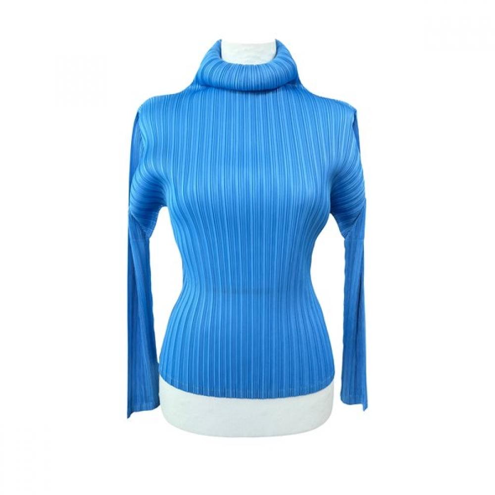 

La ViTa Junko PleaTed High Neck T 3 Line lswTs005 BU