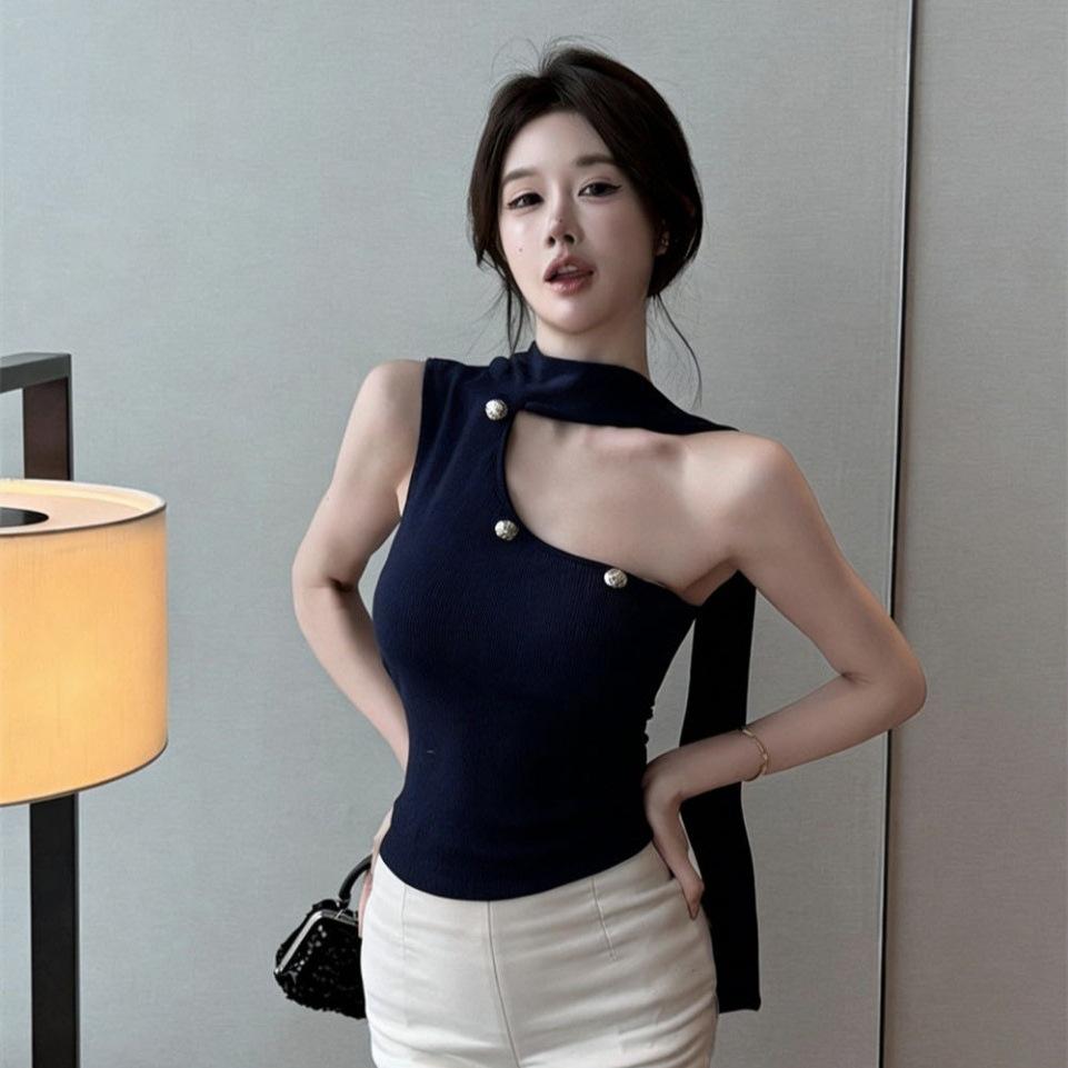 #Early Autumn New Spice Girl Design Niche Neck Knitted Off-the-shoulder Vest Slim-fit Fixed with Chest Pad To Look Thin