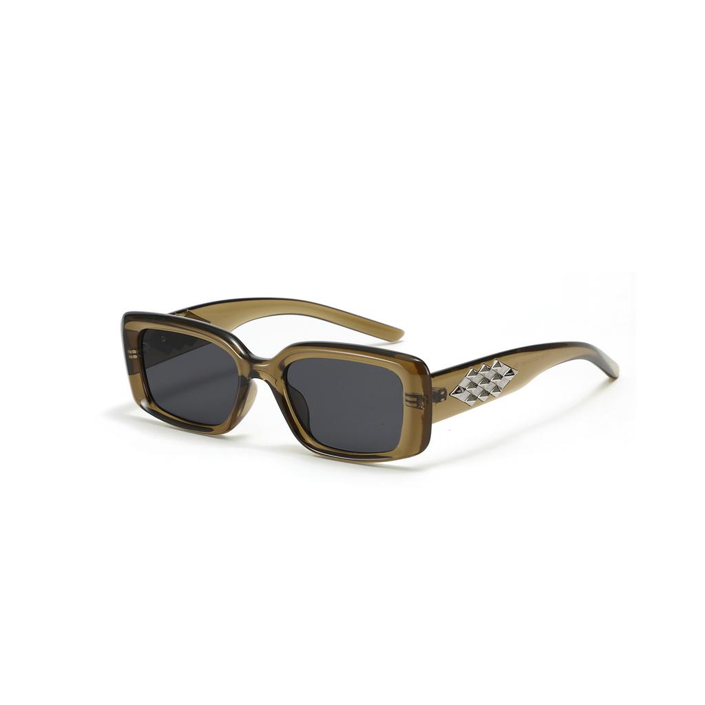 Large Frame Glasses Rivet Rectangle Sunglasses Gay Personality Sunglasses Female Feeling