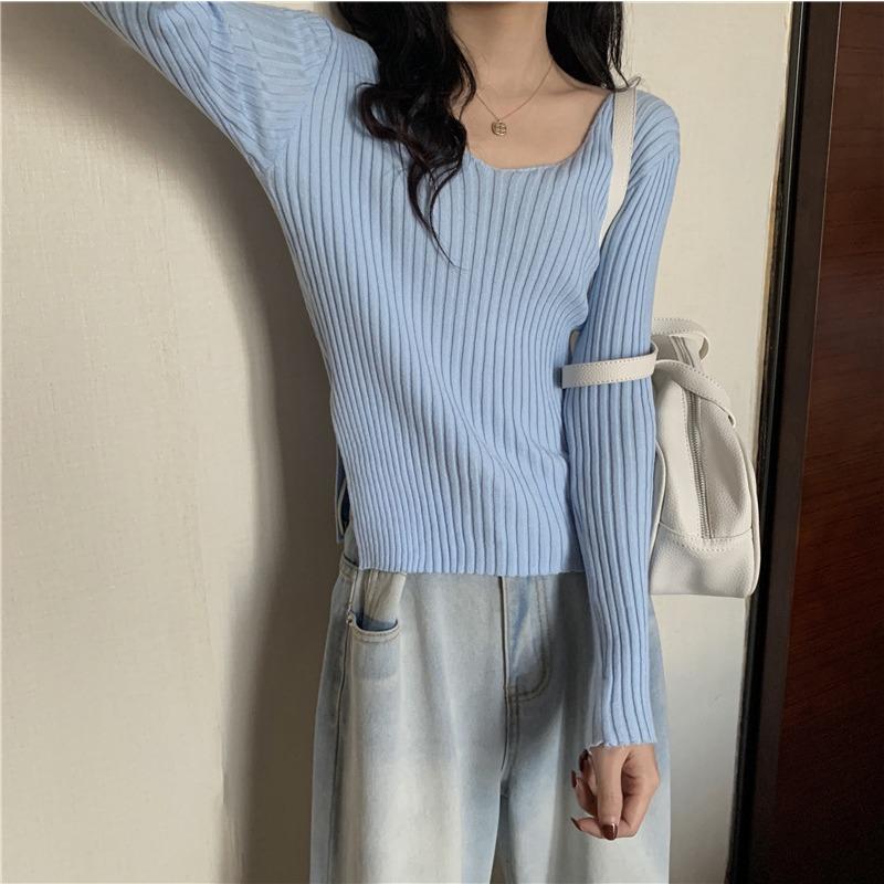 V-neck Bottom Sweater Knitwear Women's New Autumn Design Sense Slit Slim Body with Sweater Student Top