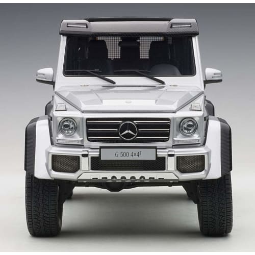 AUTOart 1/18 Scale Mercedes-Benz G500 4x4 Squared Silver Finished Product