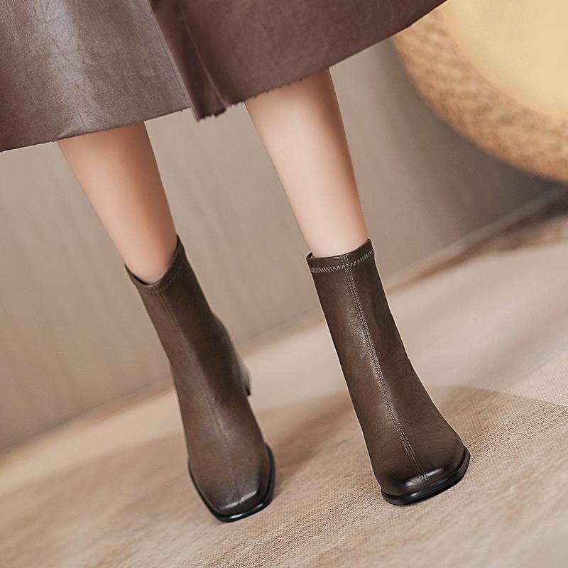 

Maillard-style Chic Black Ankle Boots Comfortable Versatile Chunky Heel Height-enhancing and Slimming Leather Boots 39 темно-коричневого кольору