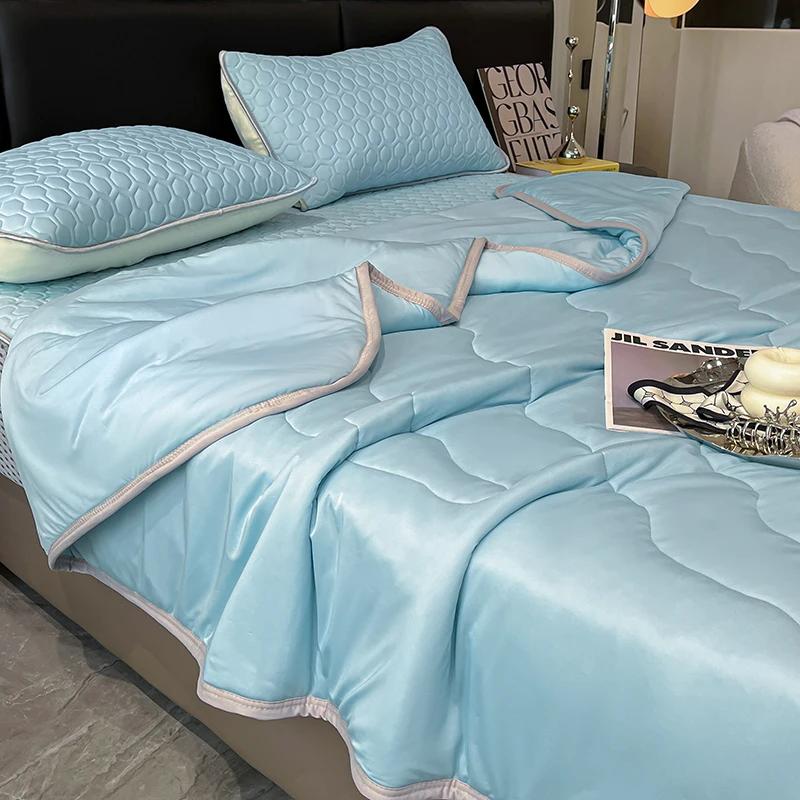 Double-sided Cool Feeling Summer Quilt Set Queen Smooth Ice Silk Cooling Blanket Summer Comforter Fitted Sheet and Pillowcase
