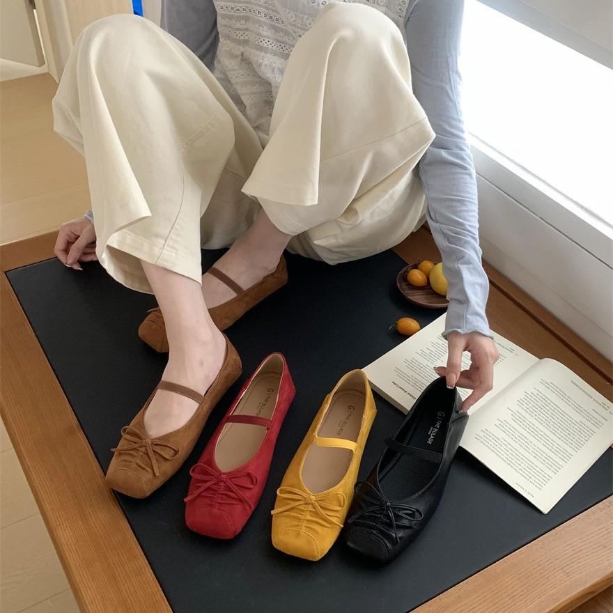 Soft-soled suede shallow mouth single shoes women's flat-soled 2025 autumn evening ballet shoes with skirts Doudou Mary Jane shoes