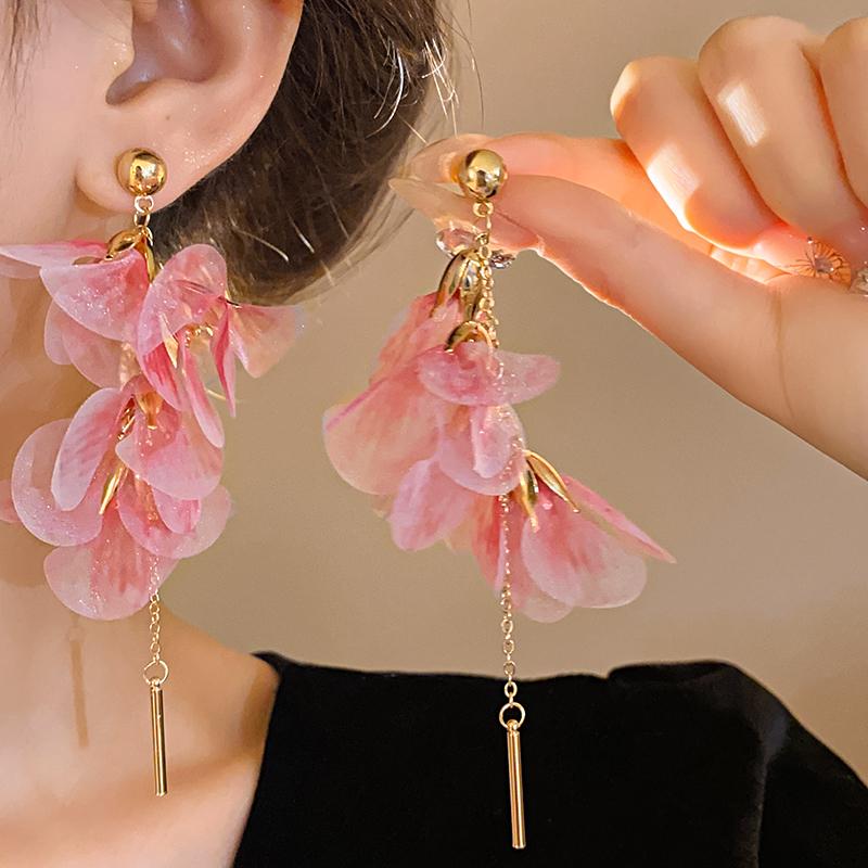 Holiday Style Handmade Lace Flower Tassel Earrings, Sweet And Elegant, Niche Temperament, High-Level Sense Earrings, Female