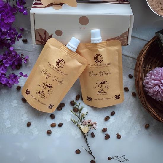 The Coffee Clique | Choco Mocha + Vanilie Catifelată | Pastă de Cafea Bătută | Cafea ca Cappuccino Acasă | Set de 2 | 210 Grame | Cafea Aromatizată