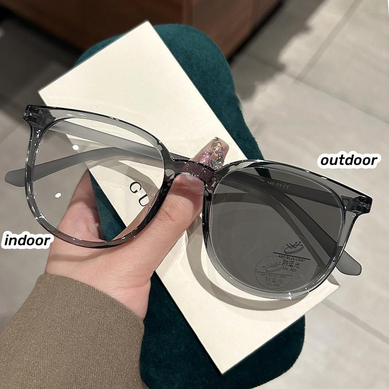 Ultra Light Large Round Frame Photochromic Near Sight Glasses Anti Blue Light Myopia Glasses Finished Minus Eyewear 0 To -4.0