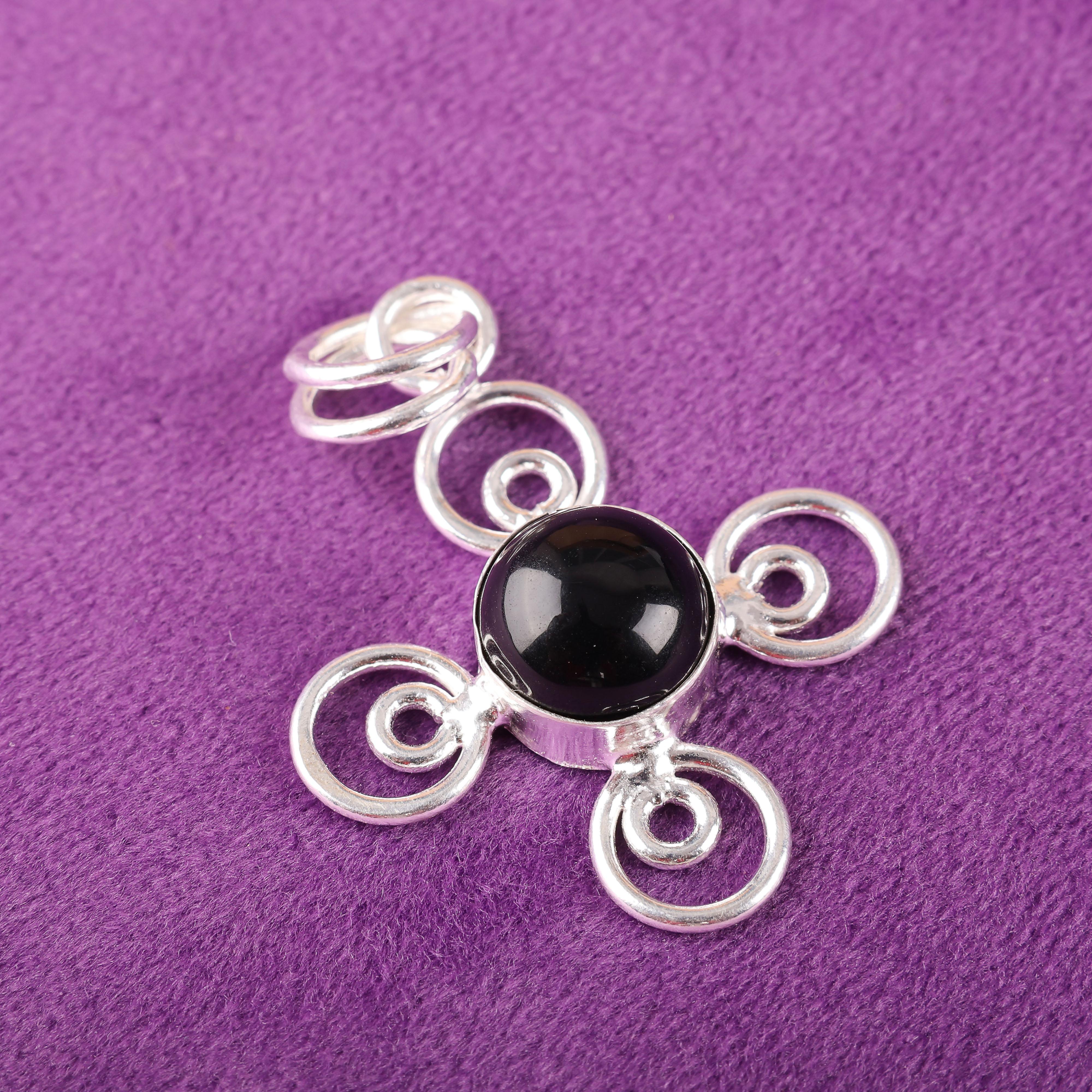 

Украшения из черного турмалина, кулон из стерлингового серебра 925 пробы, кулон с драгоценным камнем ручной работы ко Дню памяти 1.57 Inches чёрный