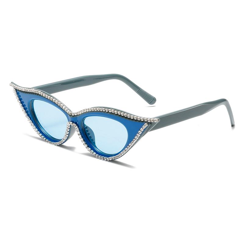 KAMMPT Cat Eye Women Sunglasses with Rhinestones New in Fashion Outdoor Shades Trendy Stylish Vintage Brand Design Sun Glasses