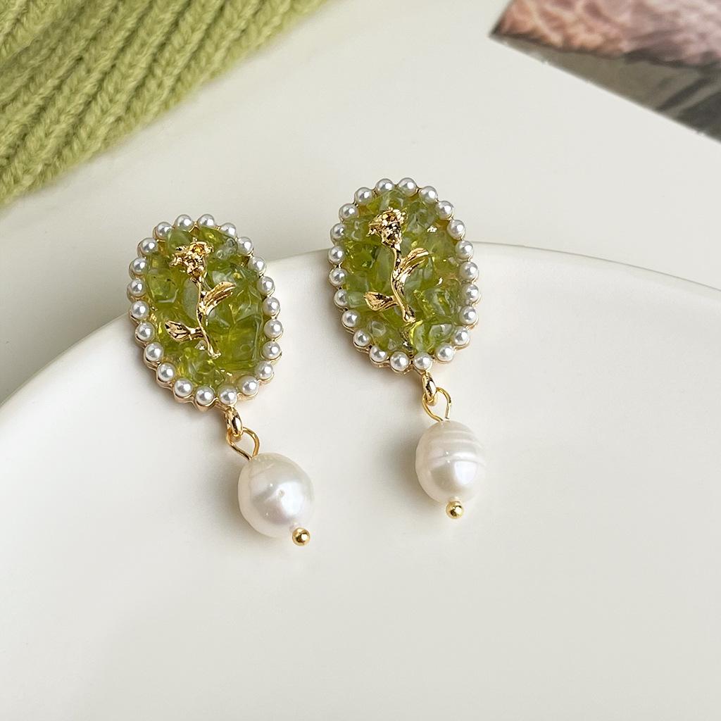 

Зелені сережки з квітами в стилі Морі: Стильний, Універсальний та Елегантний для Жінок