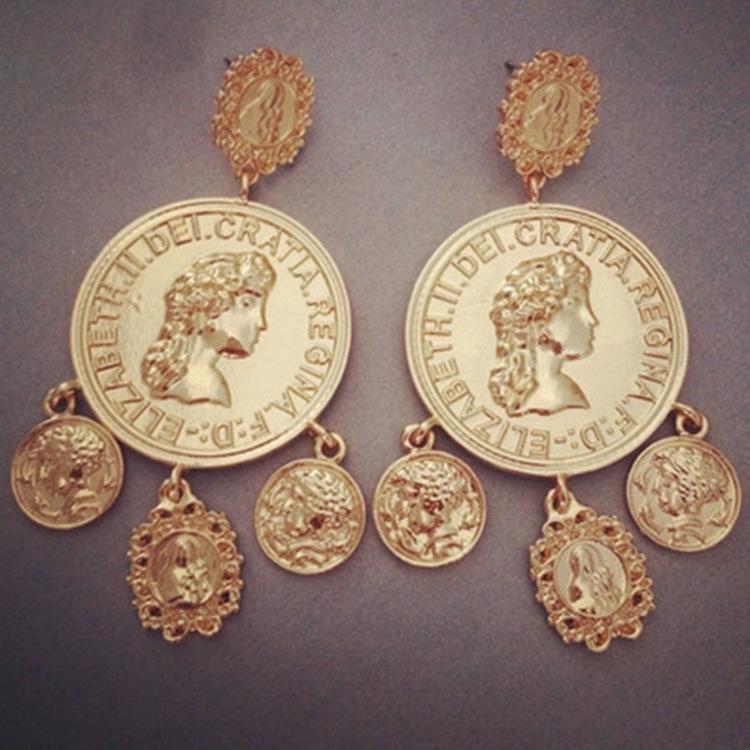 Elegant Queen Head Metal Stud Earrings with Carved Texture