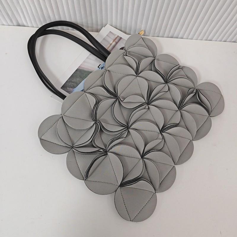 Niche Design High-end Large-capacity Flocked Splicing Pleated Unique Flower Tote Bag Women s One-shoulder Handbag