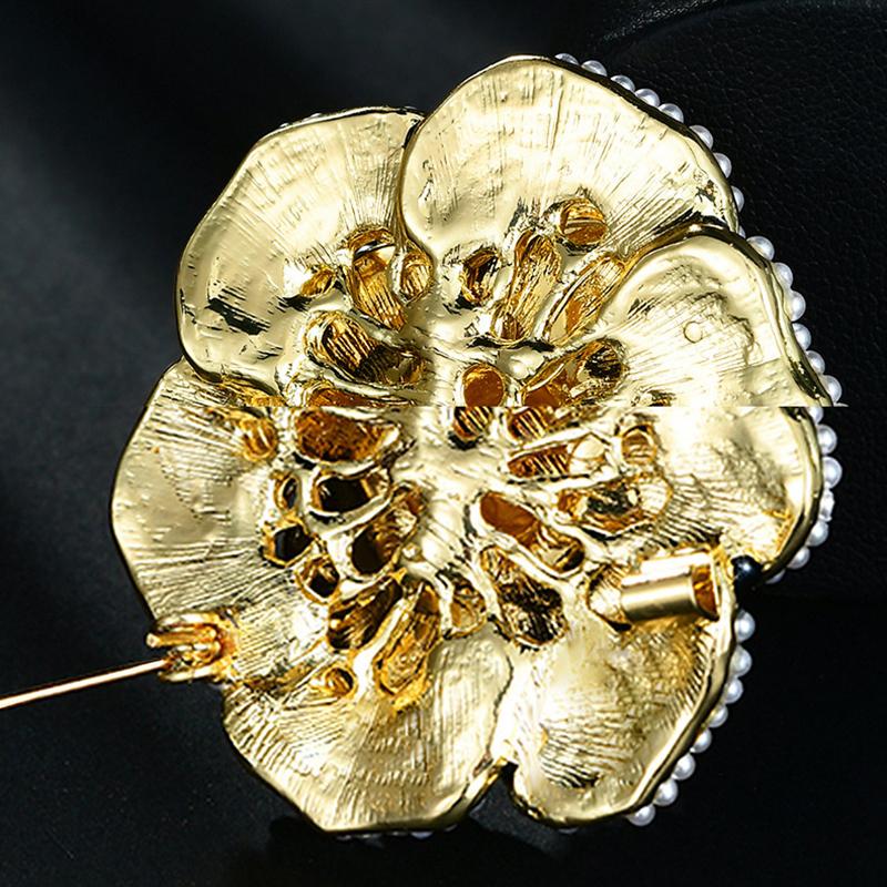Rhinestone Camellia Brooches For Women Unisex Enamel Flower Design Plant Pins Office Party Friend Gifts Jewelry Accessories