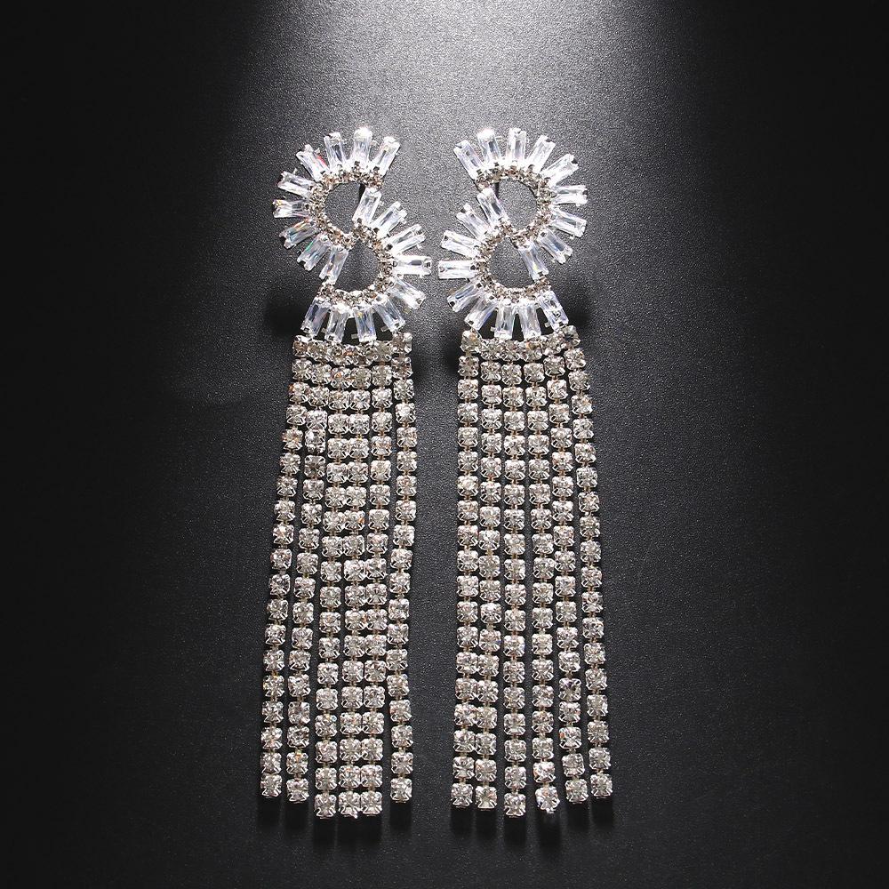 

Серьги веерообразной формы с бриллиантами, преувеличенные европейские и американские стразы, изысканные струящиеся подвески серебряный