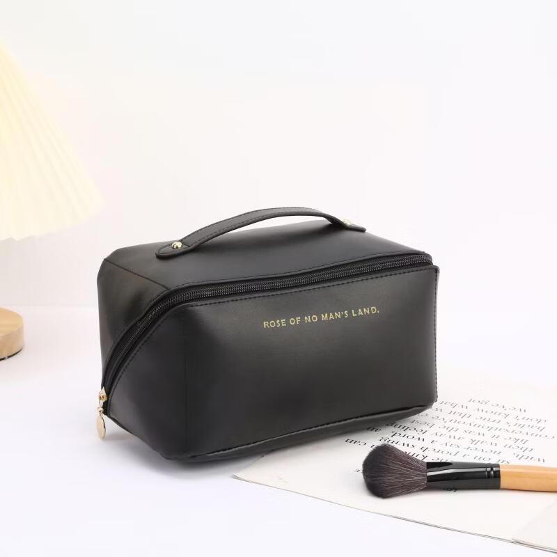 MDNGMDNG Cloud Pillow Travel Makeup Bag Medium