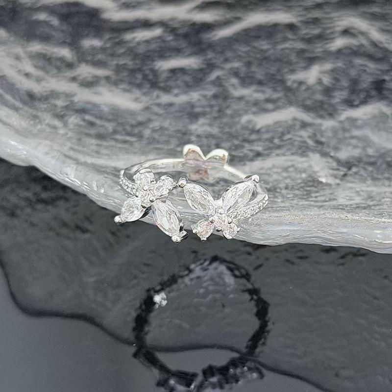 

Color Series Butterfly Zir*****Pen Ring, High-End Exquisite Sweet And Cool Spice Girl Ring Accessories Adjustable opening