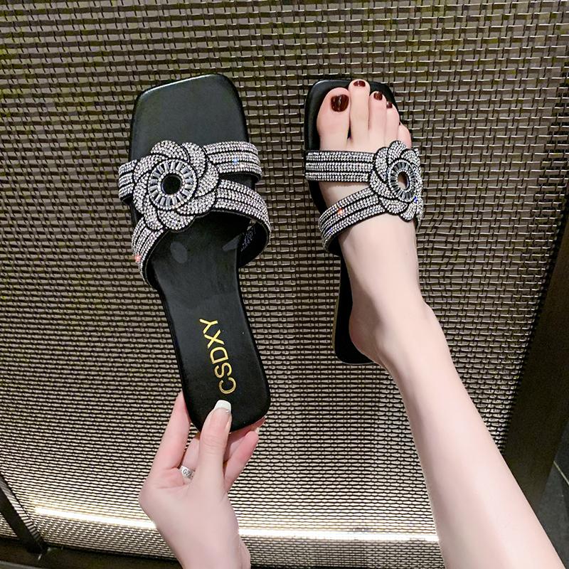 Fashion Women Luxury Rhinestone Flower Slippers Fashion Outdoor Casual Flat Sandals Female Square Toe Flip Flops Beach Holiday Slides