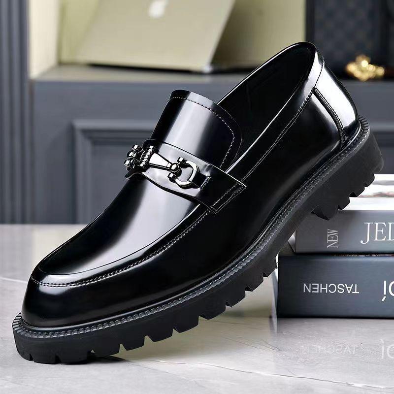 High-end casual shoes men's Korean version of loafer leather shoes 2025 spring new leather lazy one-pedal breathable men's shoes