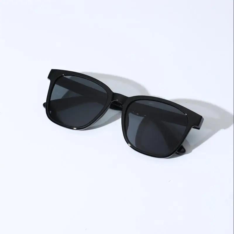 New Vintage Square Sunglasses Women's Fashion Oversized Sunglasses Men Shades Black Sun Glasses UV400 Eyewear