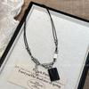 FX Černý čtvercový tag Dvouvrstvý náhrdelník na klíční kost - Trendy high-end choker pro individuální styl