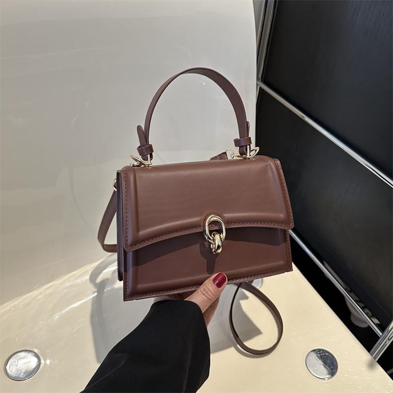 Stylish Urban Chic Small Pu Leather Handbag Fashionable 2023 Designer Purse