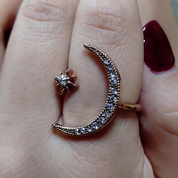 Crescent Moon Star Ring European and American 18k Creative Exaggerated Opening Engagement Ring