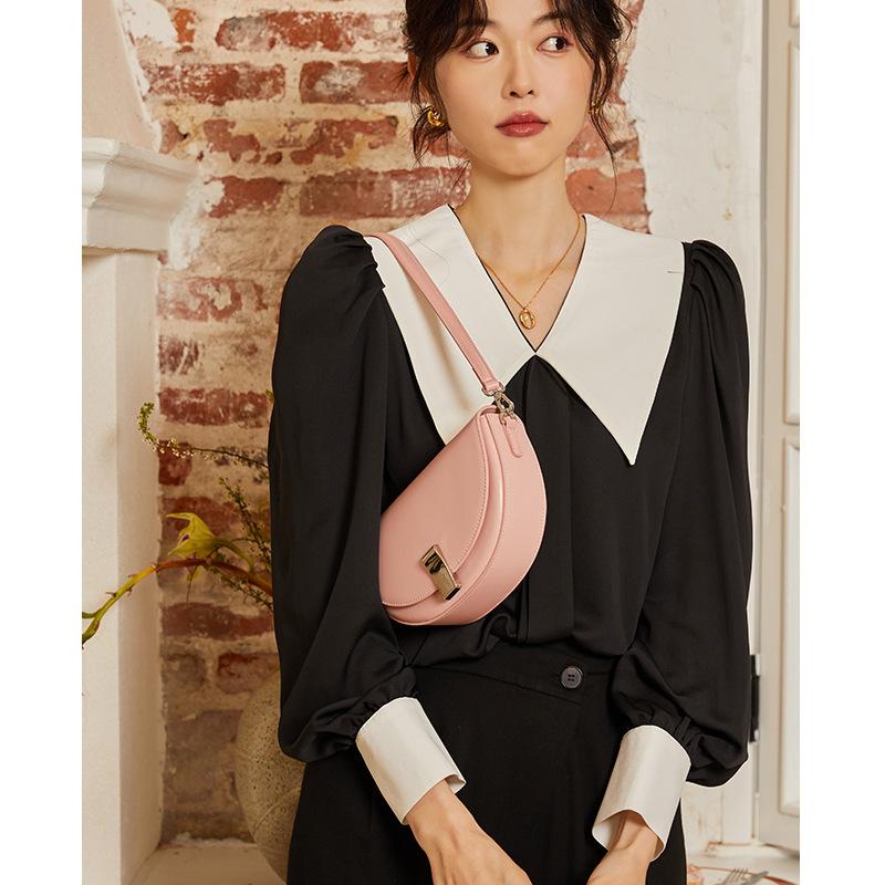 

Сумки-седла женские из спилковой кожи на плечо с полумесяцем и металлической пряжкой, маленькая роскошная сумка через подмышку (20cm<Max Length<30cm) розовый