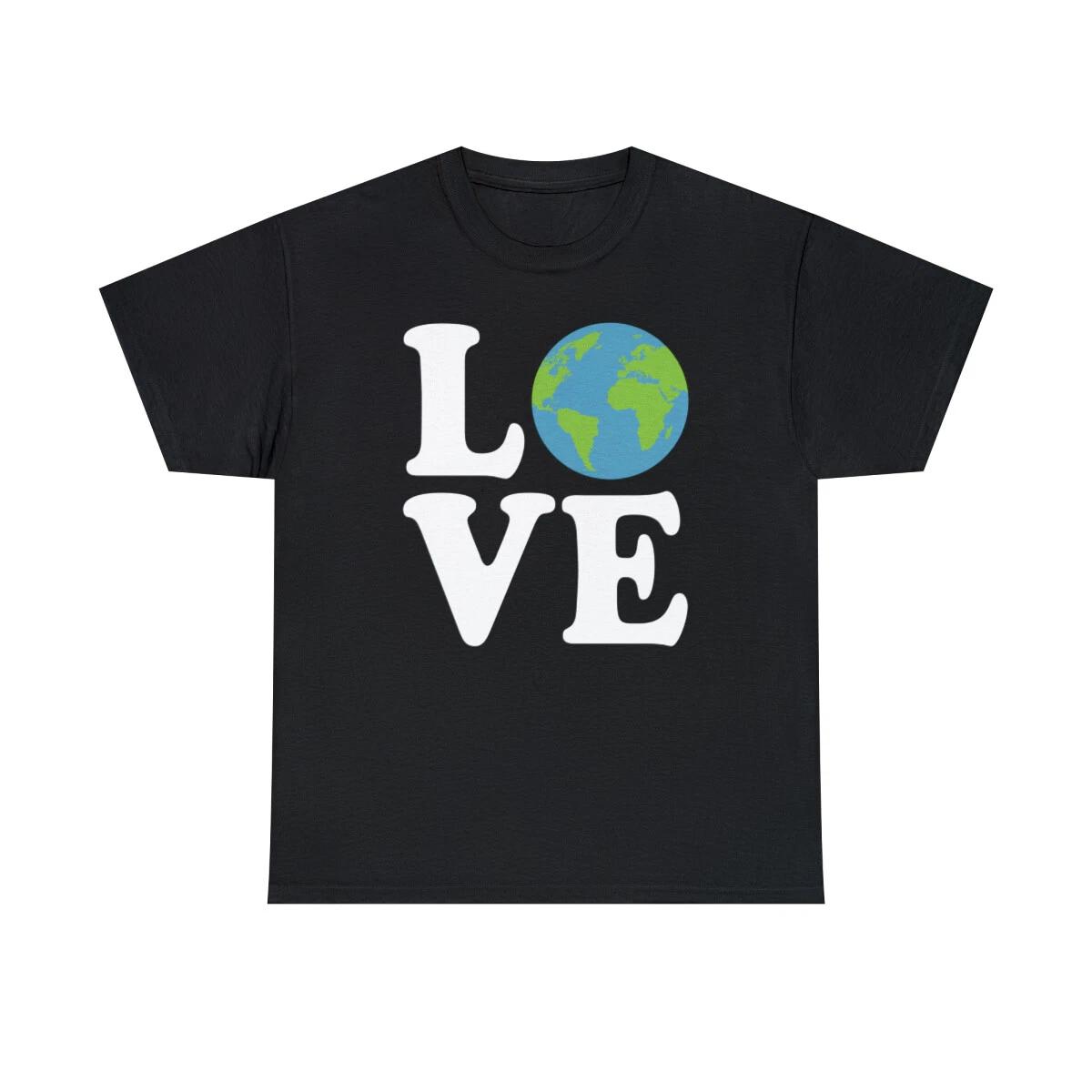 Love Earth Graphic T-Shirt, Sizes S-5XL M